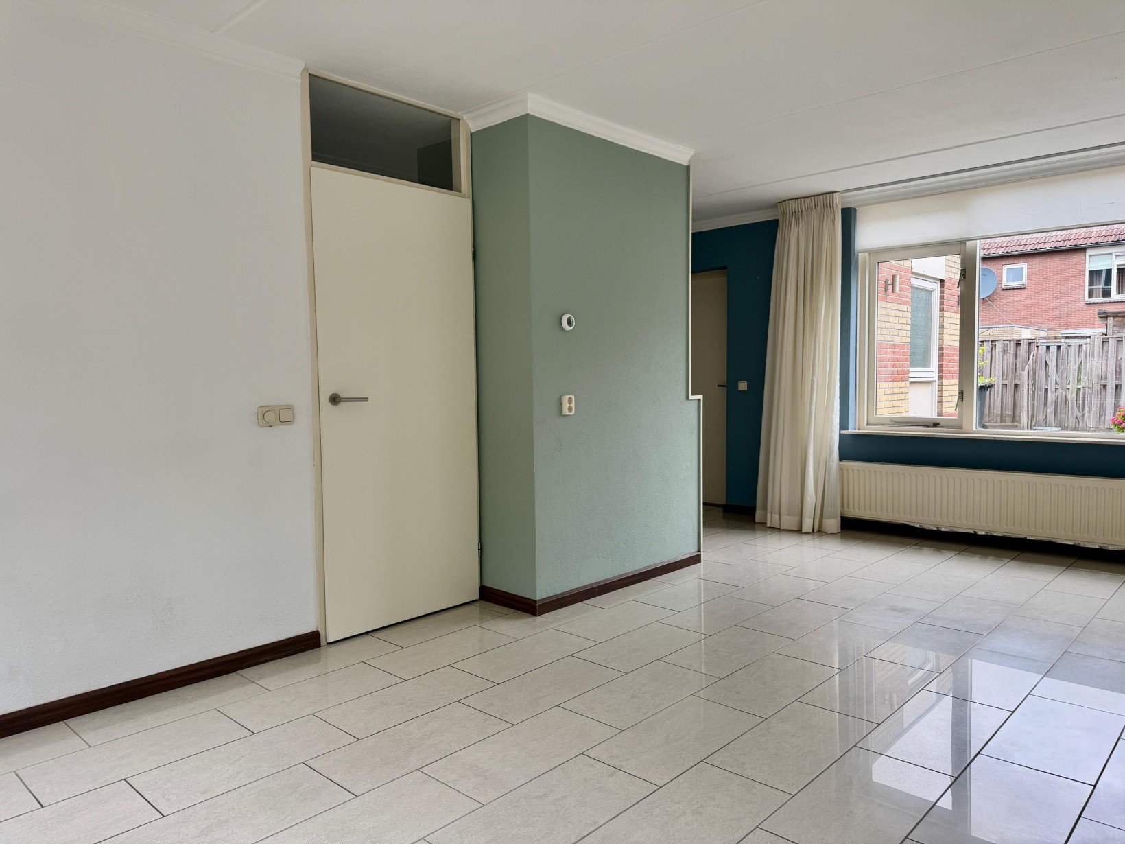 Tussenwoning te koop: De Valk 36, Almelo