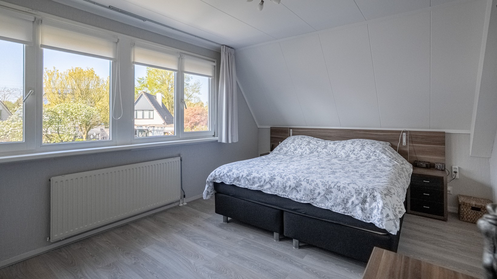 Vrijstaande woning te koop: De Ortolaan 10, Almelo
