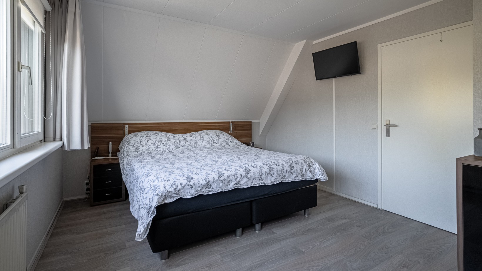 Vrijstaande woning te koop: De Ortolaan 10, Almelo