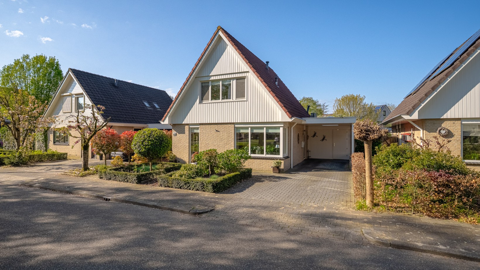 Vrijstaande woning te koop: De Ortolaan 10, Almelo