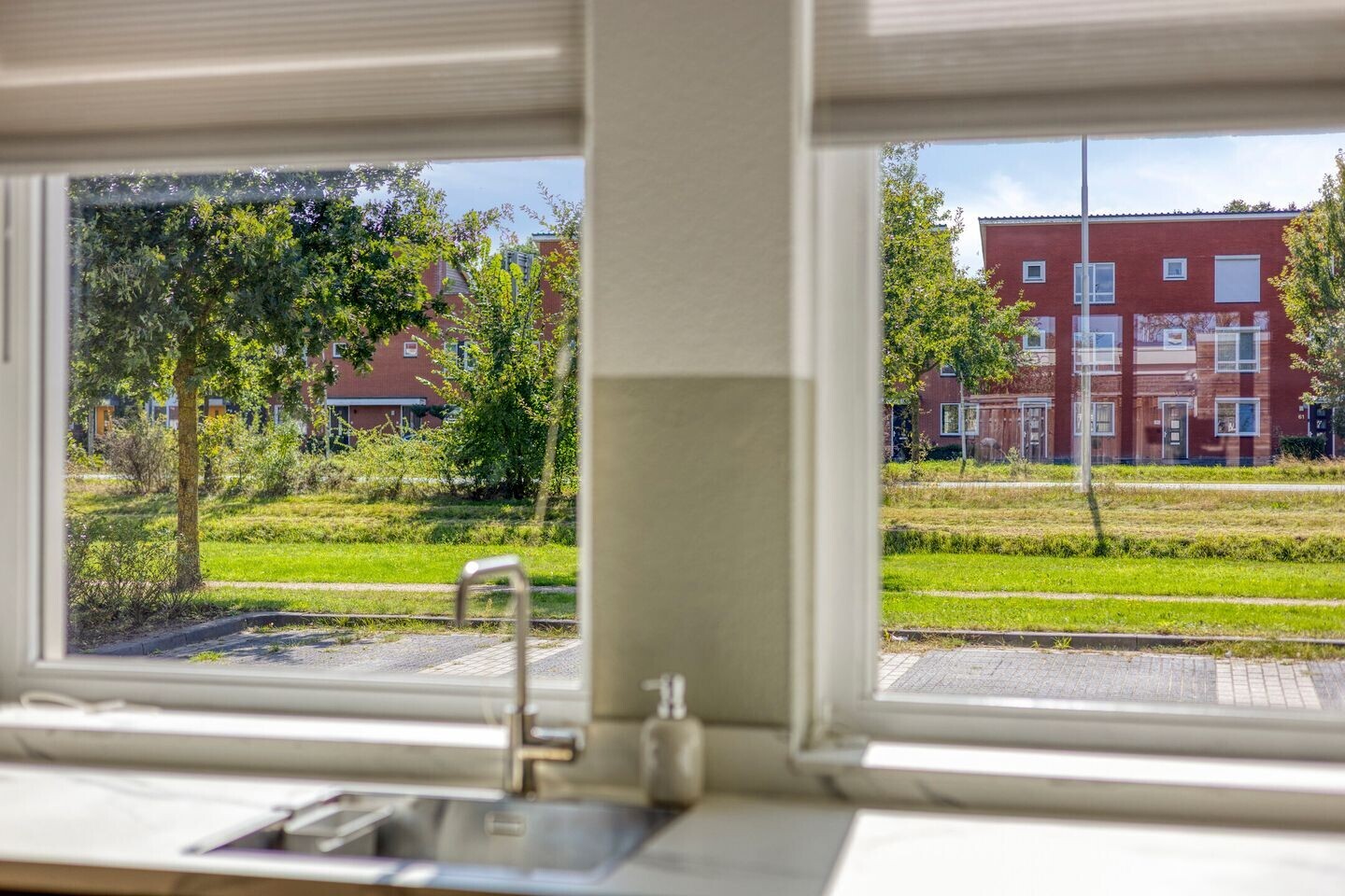 Tussenwoning te koop: Springerstraat 24, Almelo