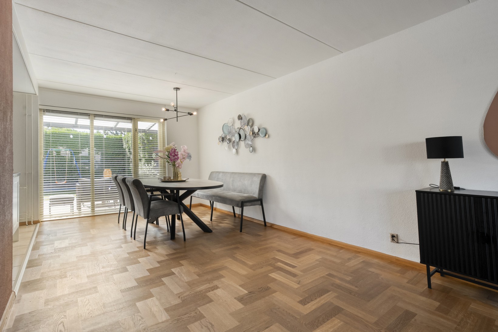 Tussenwoning te koop: De Plevier 126, Almelo