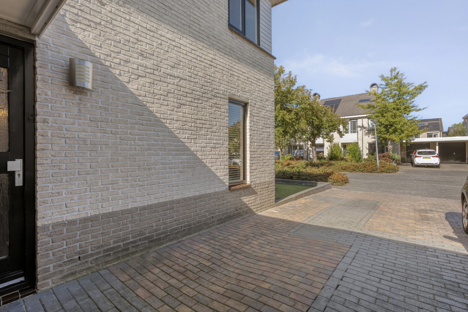 Tussenwoning te koop: De Plevier 126, Almelo