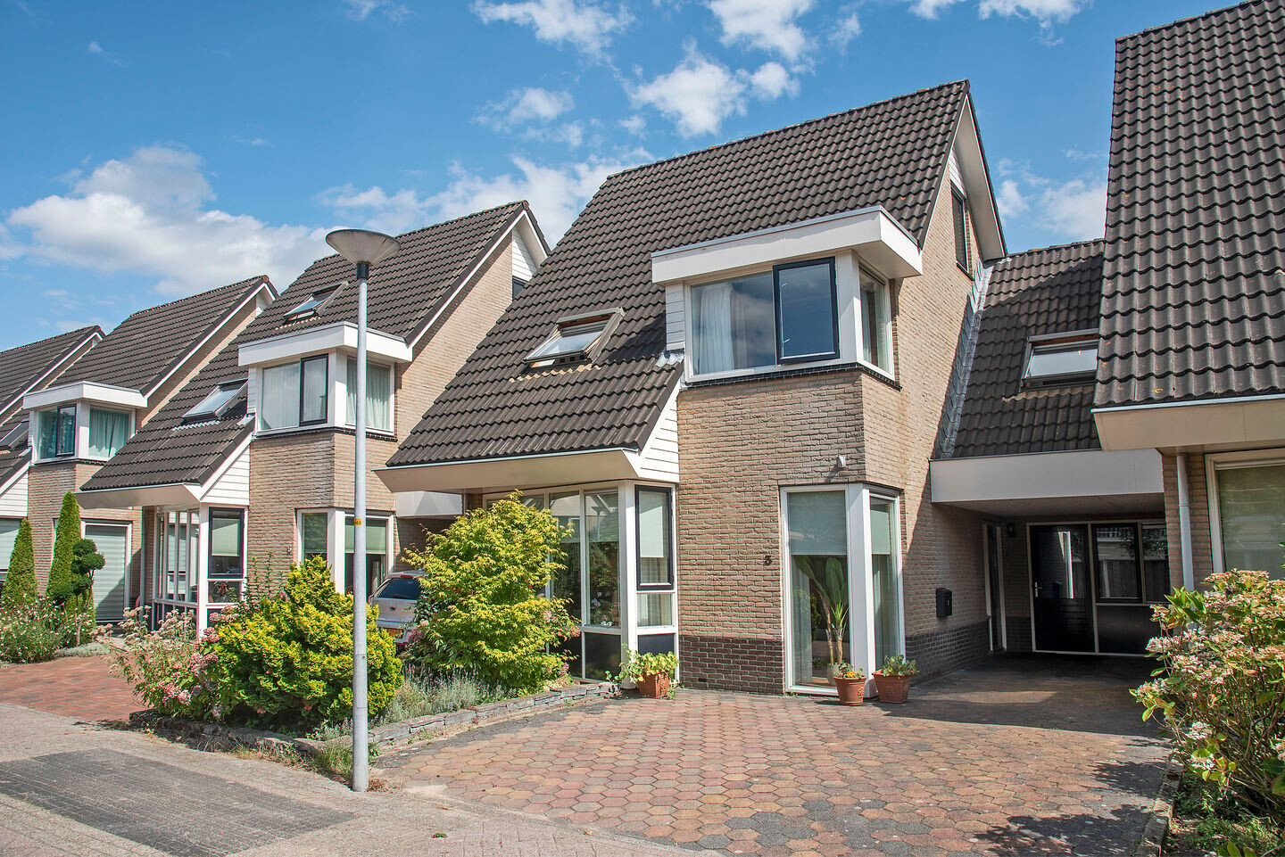 Tussenwoning te koop: De Reuzenstern 3, Almelo