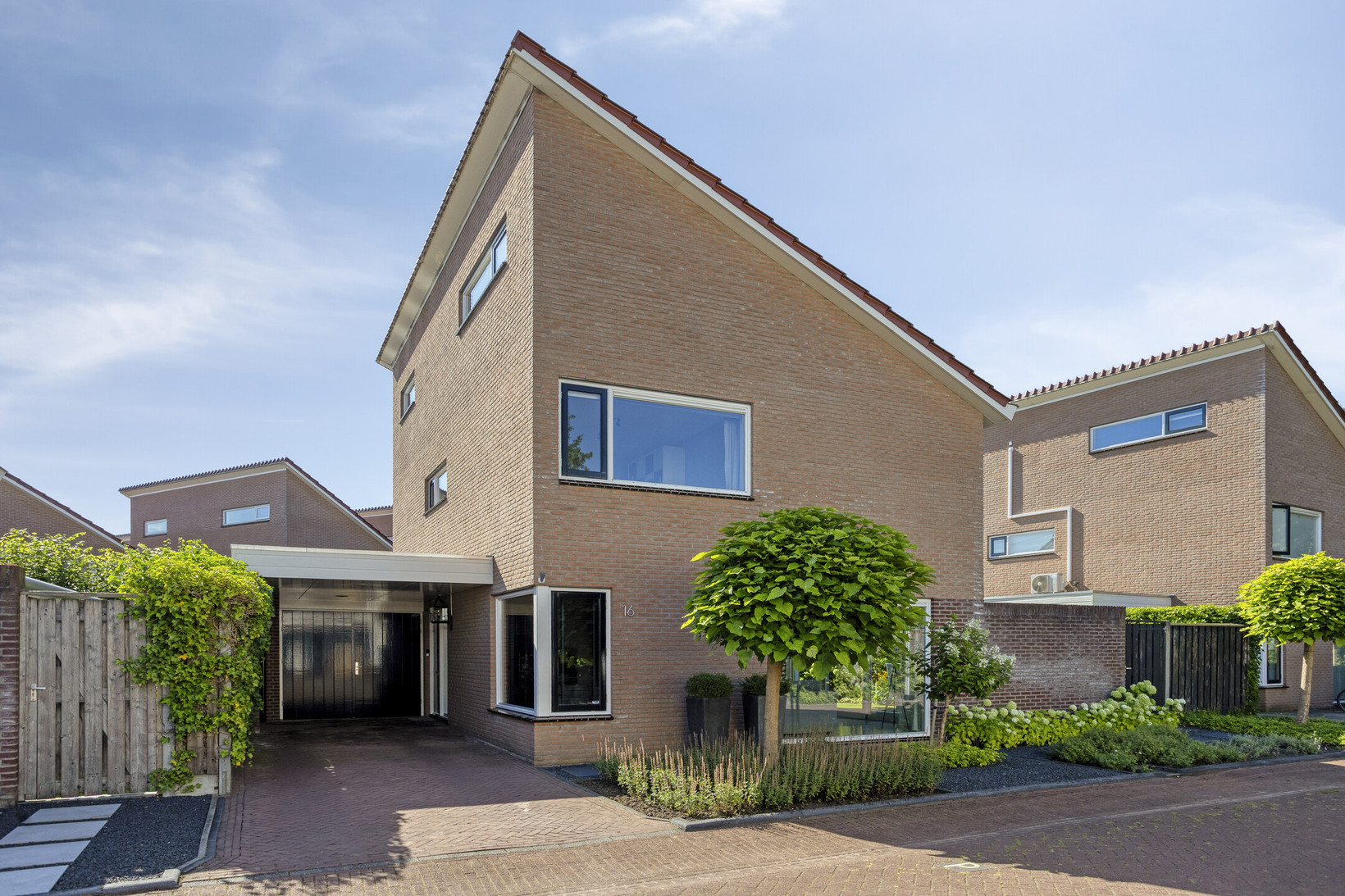 Vrijstaande woning te koop: Broderie 16, Almelo