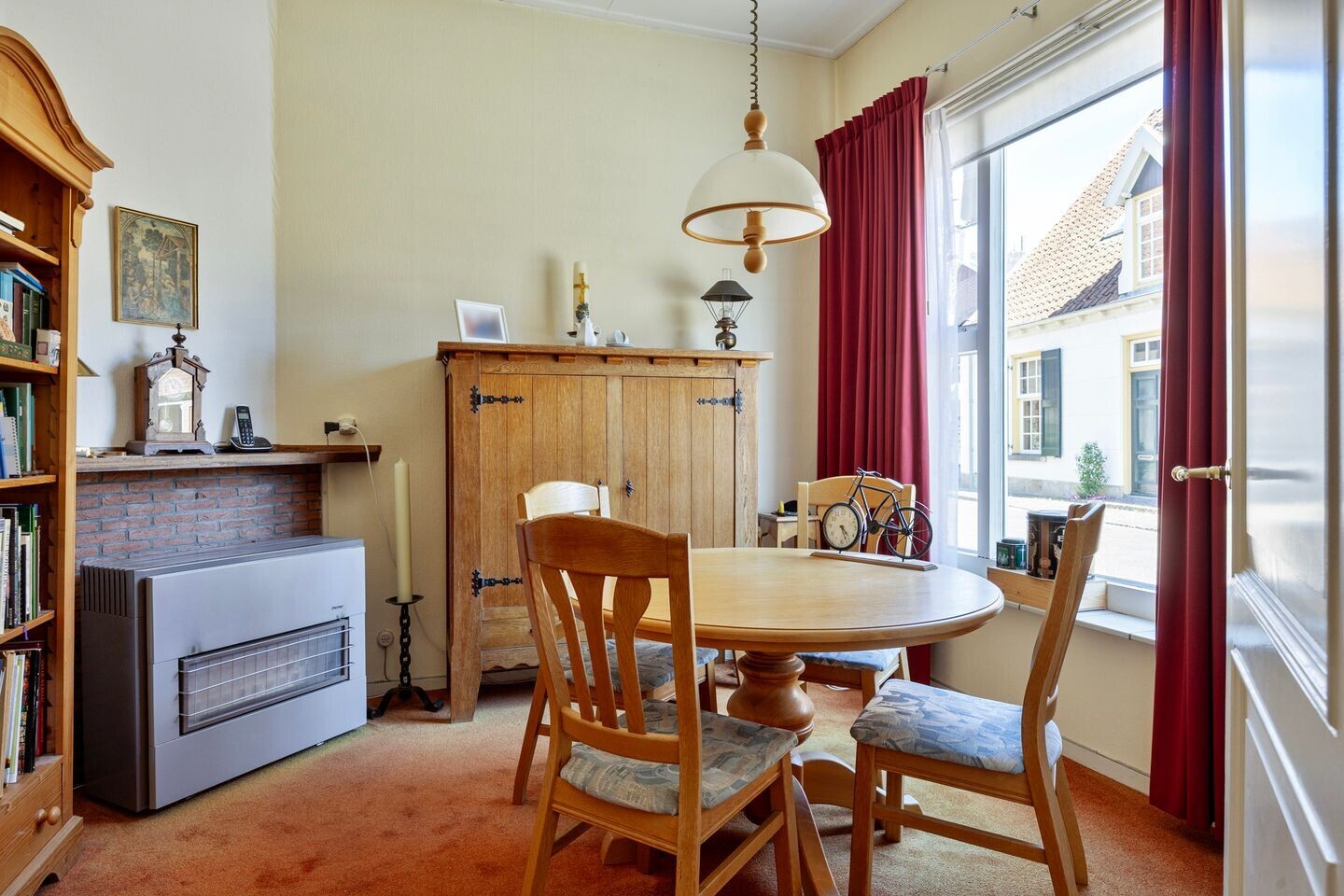 Twee-onder-één-kap te koop: Marktstraat 21, Borne