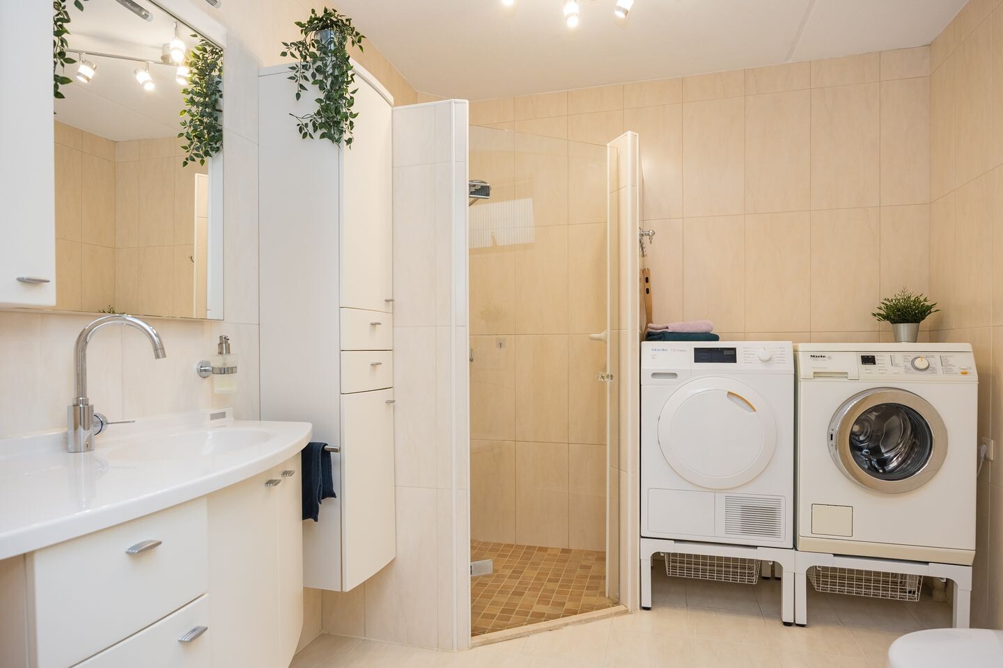 Appartement te koop: Grotestraat 243A, Borne