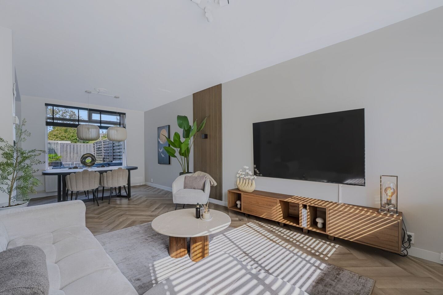 Tussenwoning te koop: Anjelierstraat 51, Wierden