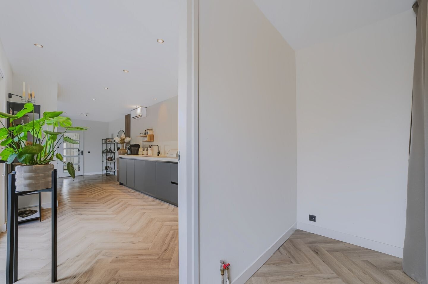 Tussenwoning te koop: Anjelierstraat 51, Wierden