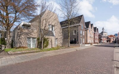 Oranjestraat 16