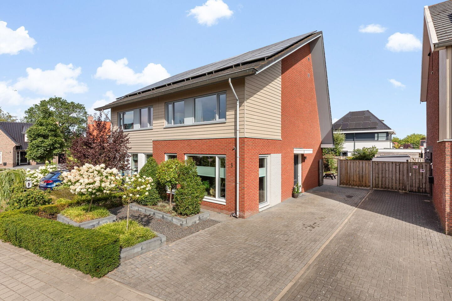 Twee-onder-één-kap te koop: Boerhave 3, Tubbergen