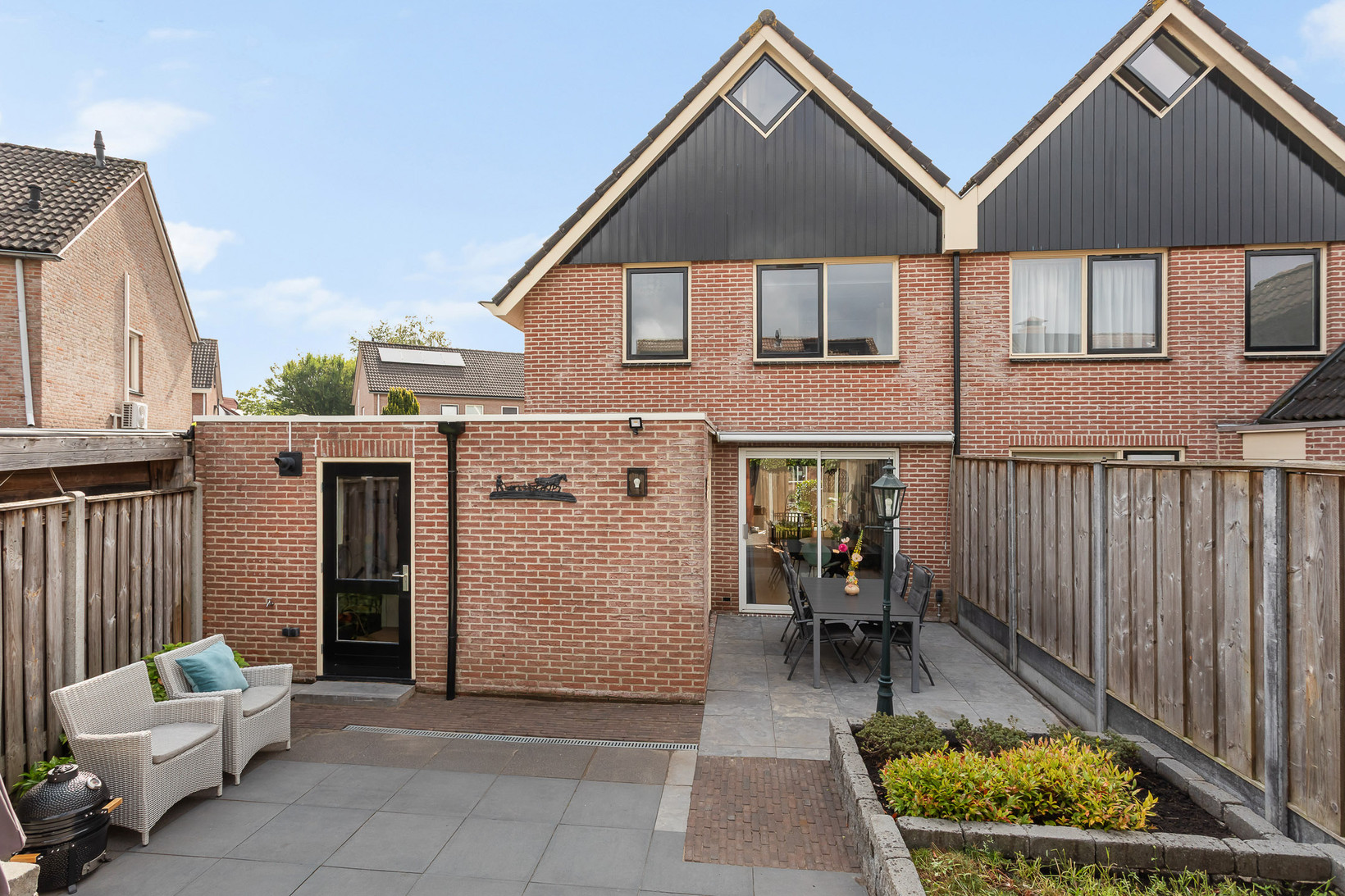 Tussenwoning te koop: Vivaldistraat 9, Tubbergen
