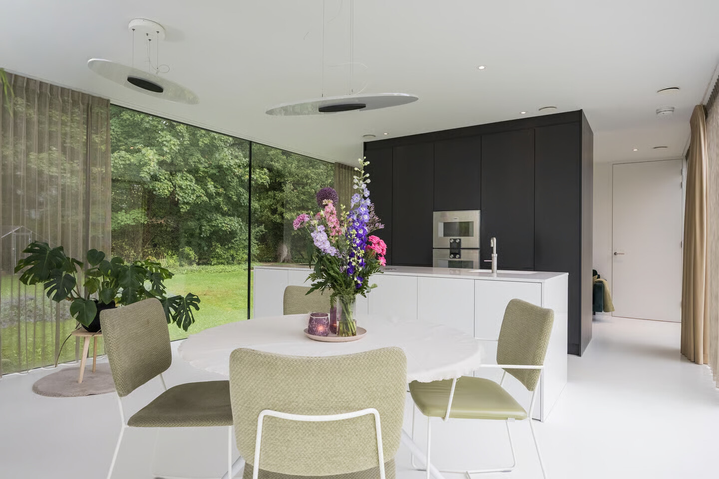 Vrijstaande woning te koop: Vlasbeekweg 5, Hezingen