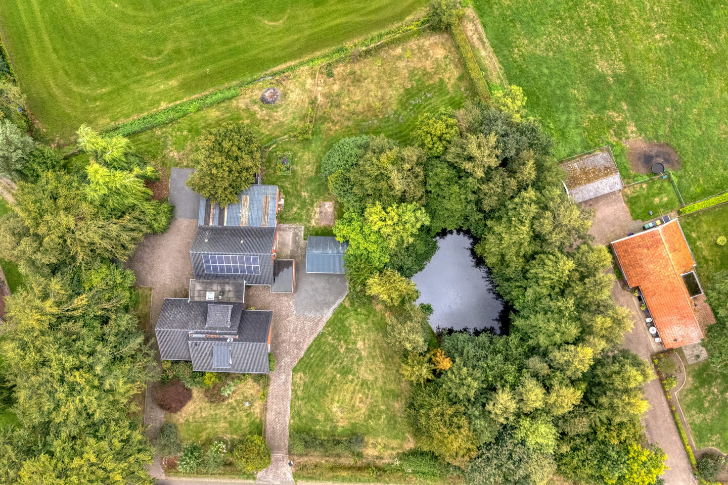 Vrijstaande woning te koop: Broekdijk 3, Manderveen