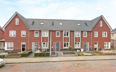 De Hof 9