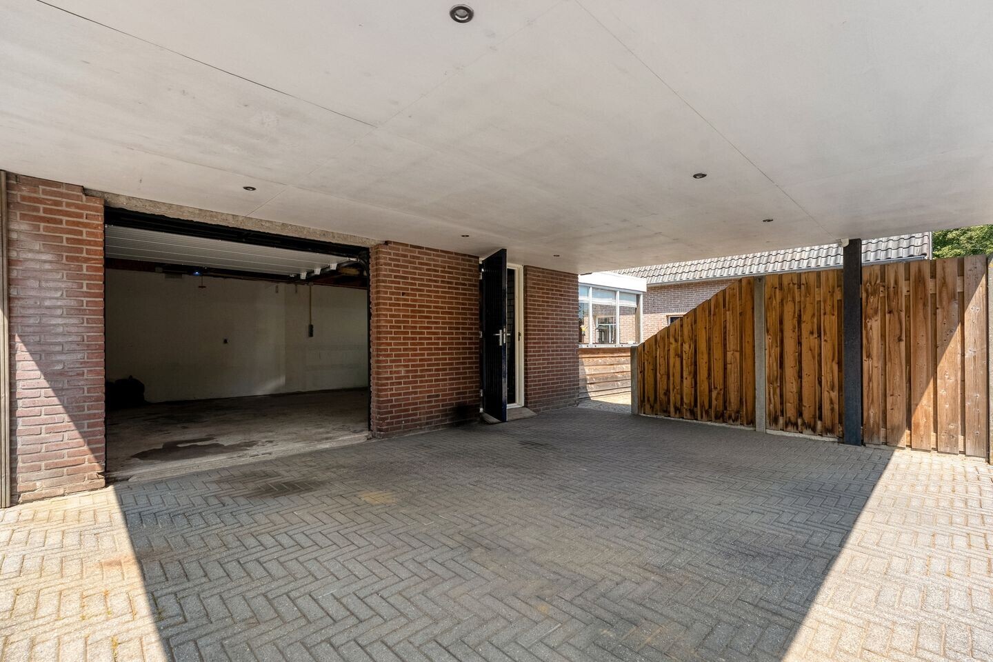 Twee-onder-één-kap te koop: Hardenbergerweg 281, Langeveen