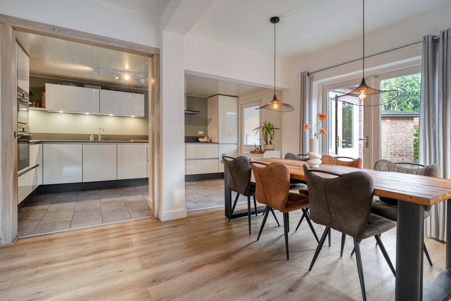 Hoekwoning te koop: Boslaan 1, Balkbrug