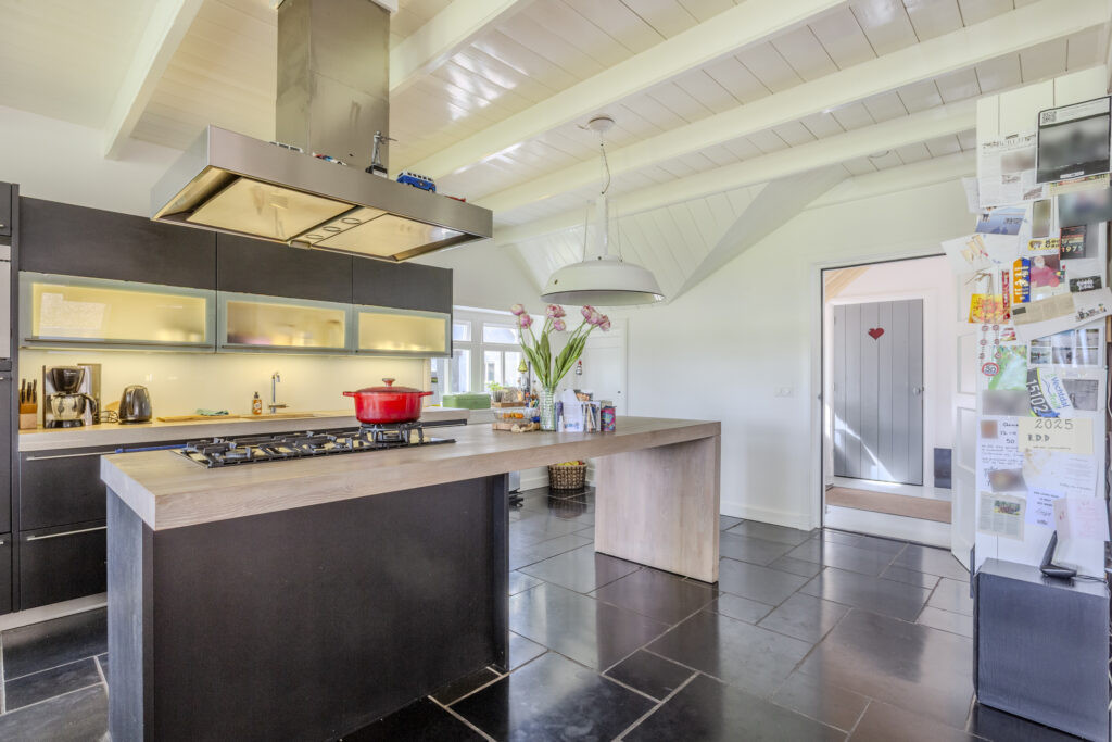 Vrijstaande woning te koop: Oosterveen 79, Nieuwleusen