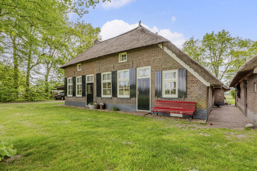 Vrijstaande woning te koop: Oosterveen 79, Nieuwleusen