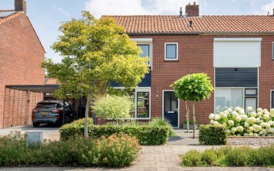 Burg.van Höevellstraat 12
