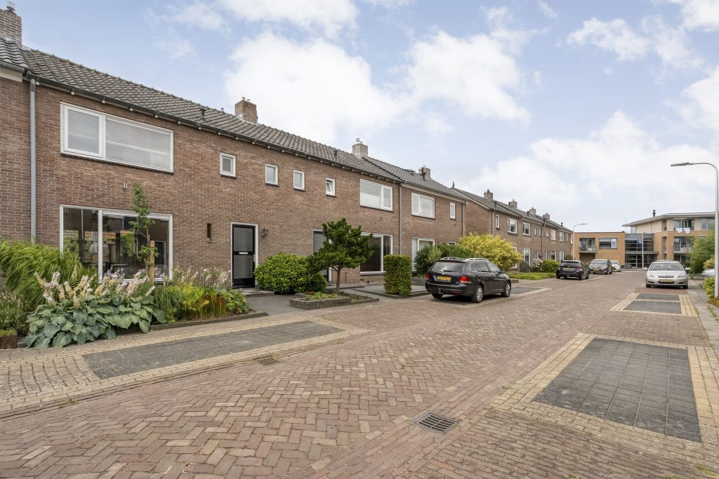 Tussenwoning te koop: Hofstraat 15, Dalfsen