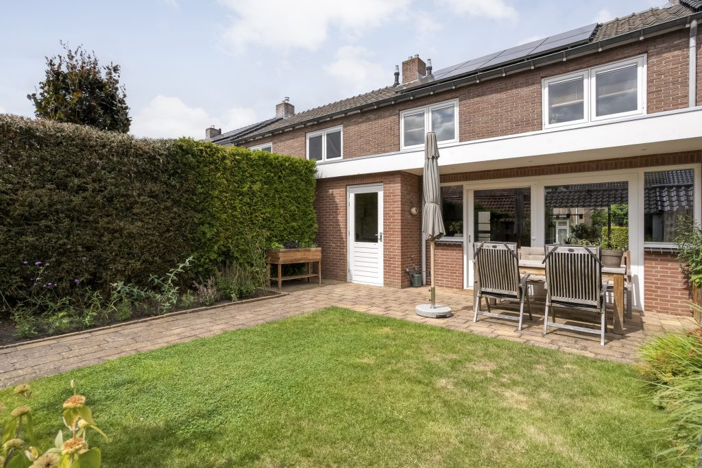 Tussenwoning te koop: Hofstraat 15, Dalfsen