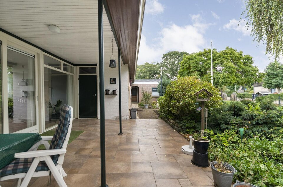 Vrijstaande woning te koop: Beneluxplantsoen 1, Coevorden