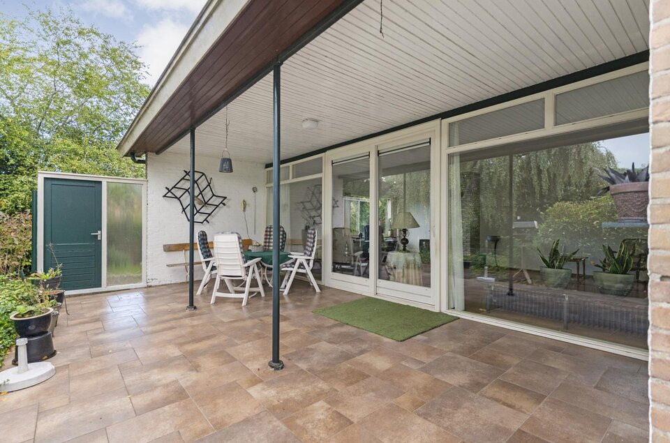 Vrijstaande woning te koop: Beneluxplantsoen 1, Coevorden