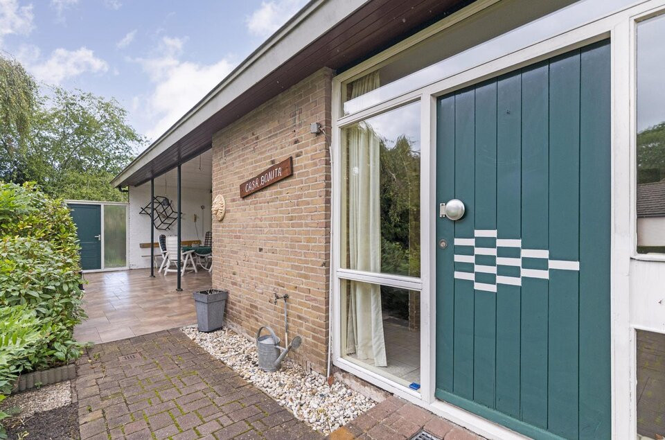 Vrijstaande woning te koop: Beneluxplantsoen 1, Coevorden