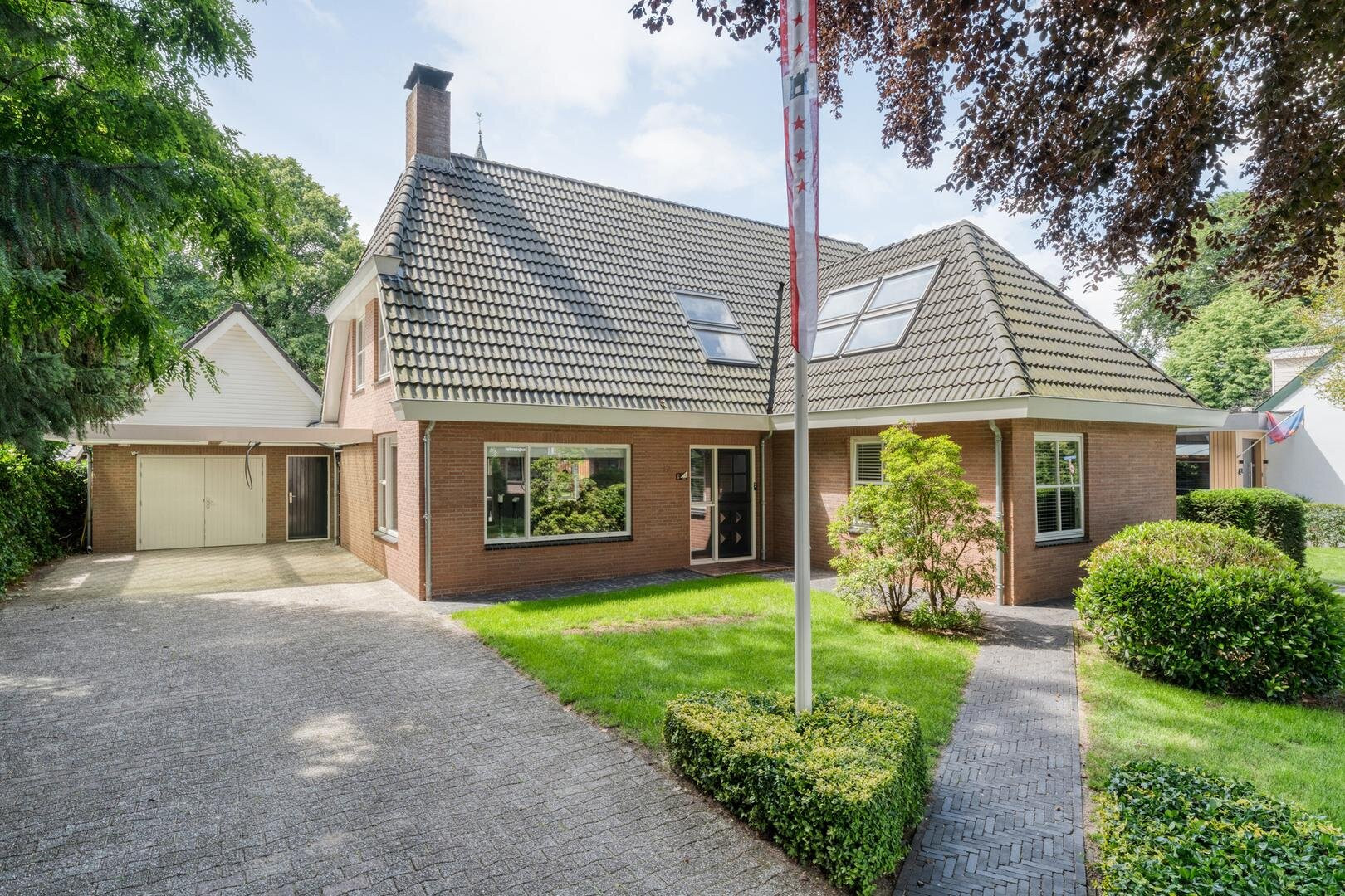 Vrijstaande woning te koop: Kruisstraat 2, Dalen