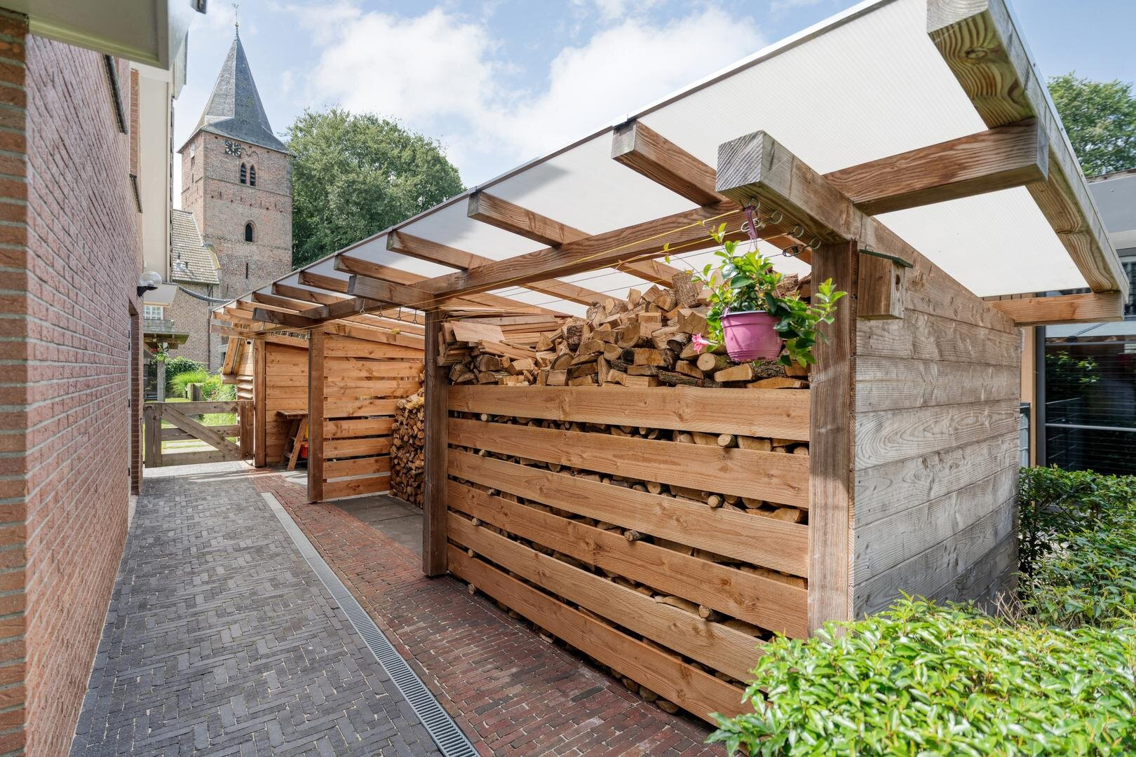 Vrijstaande woning te koop: Kruisstraat 2, Dalen
