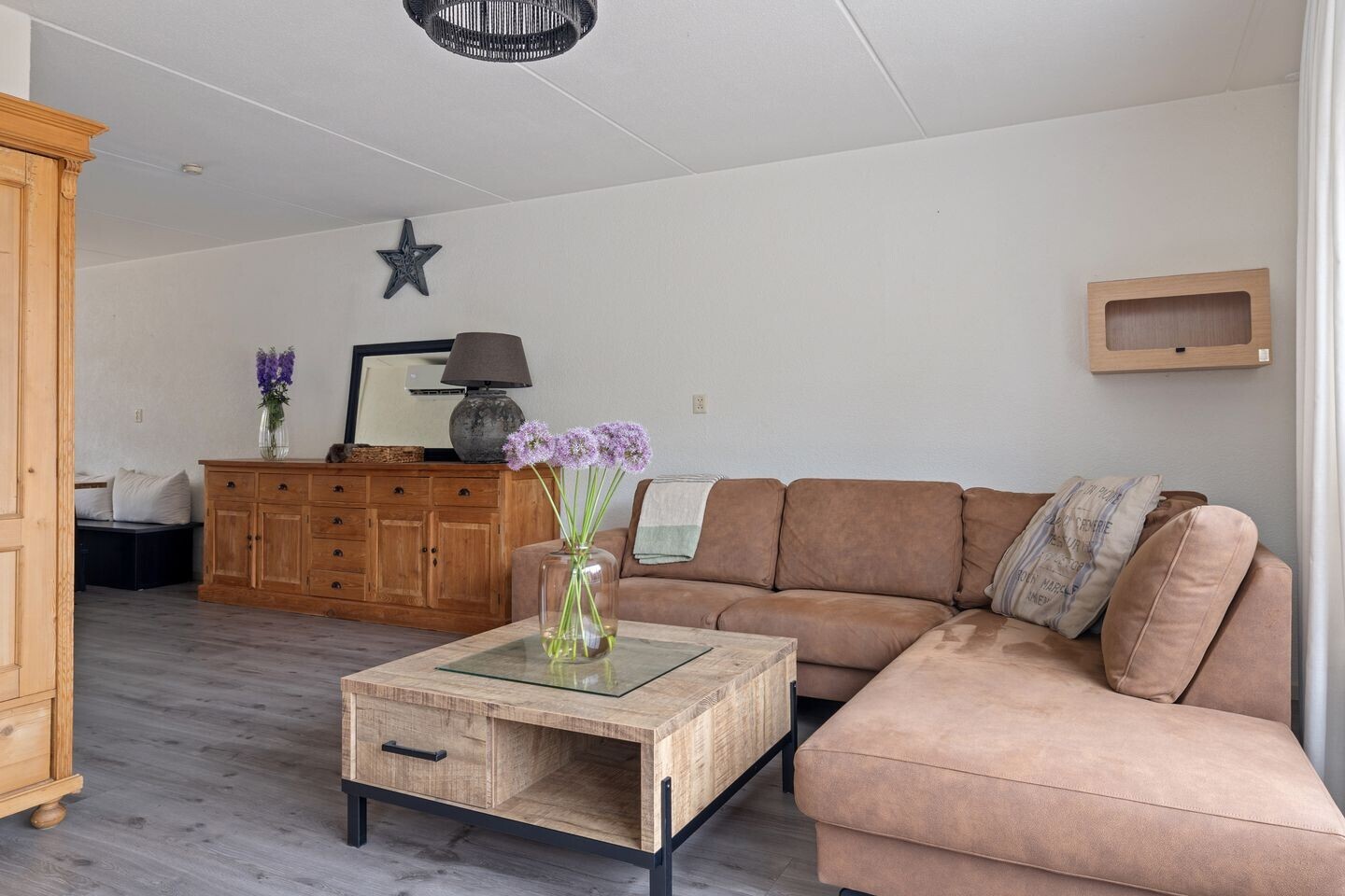 Hoekwoning te koop: Portugallaan 12, Schoonebeek