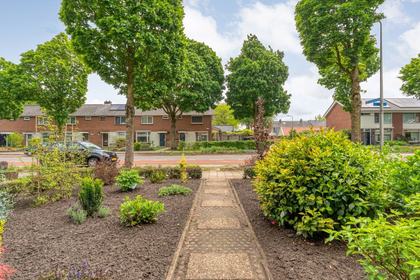Tussenwoning te koop: Rheezerweg 43, Hardenberg