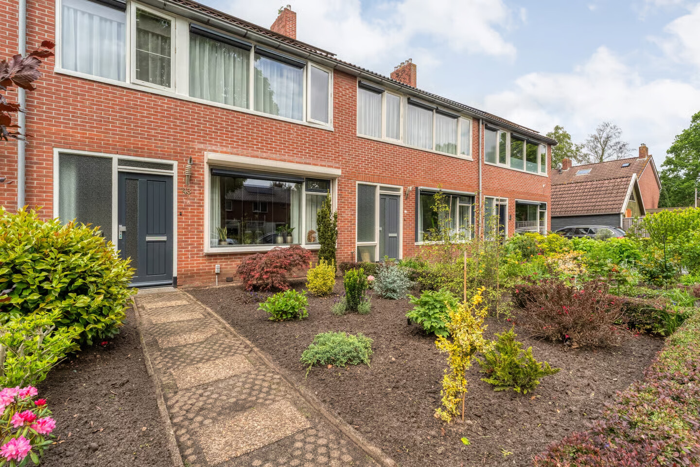 Tussenwoning te koop: Rheezerweg 43, Hardenberg