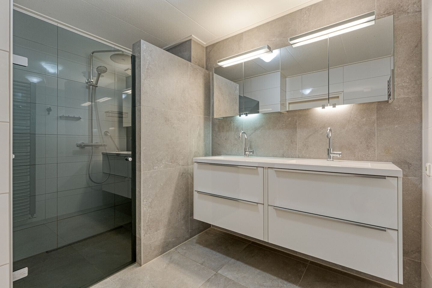 Hoekwoning te koop: Floralaan 68, Hardenberg