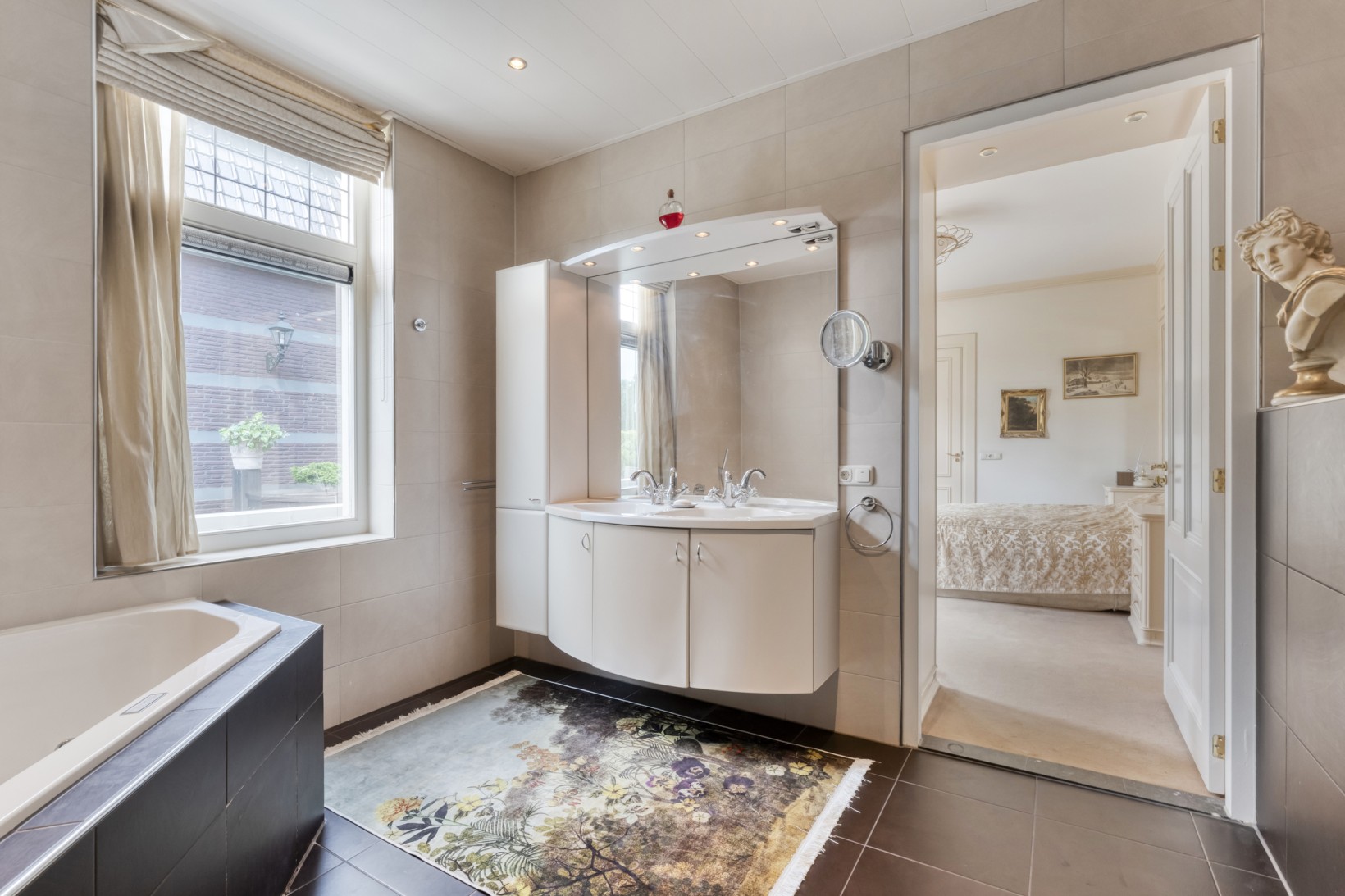 Vrijstaande woning te koop: Hoofdweg 32, De Krim