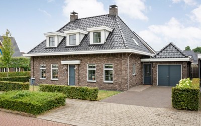 De Maten 10