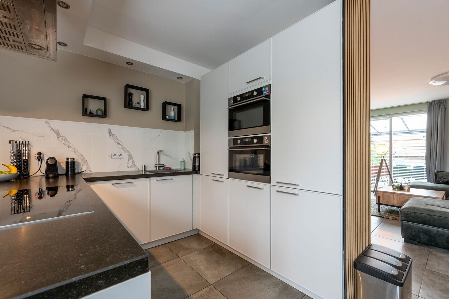 Tussenwoning te koop: Oringerbrink 100, Emmen