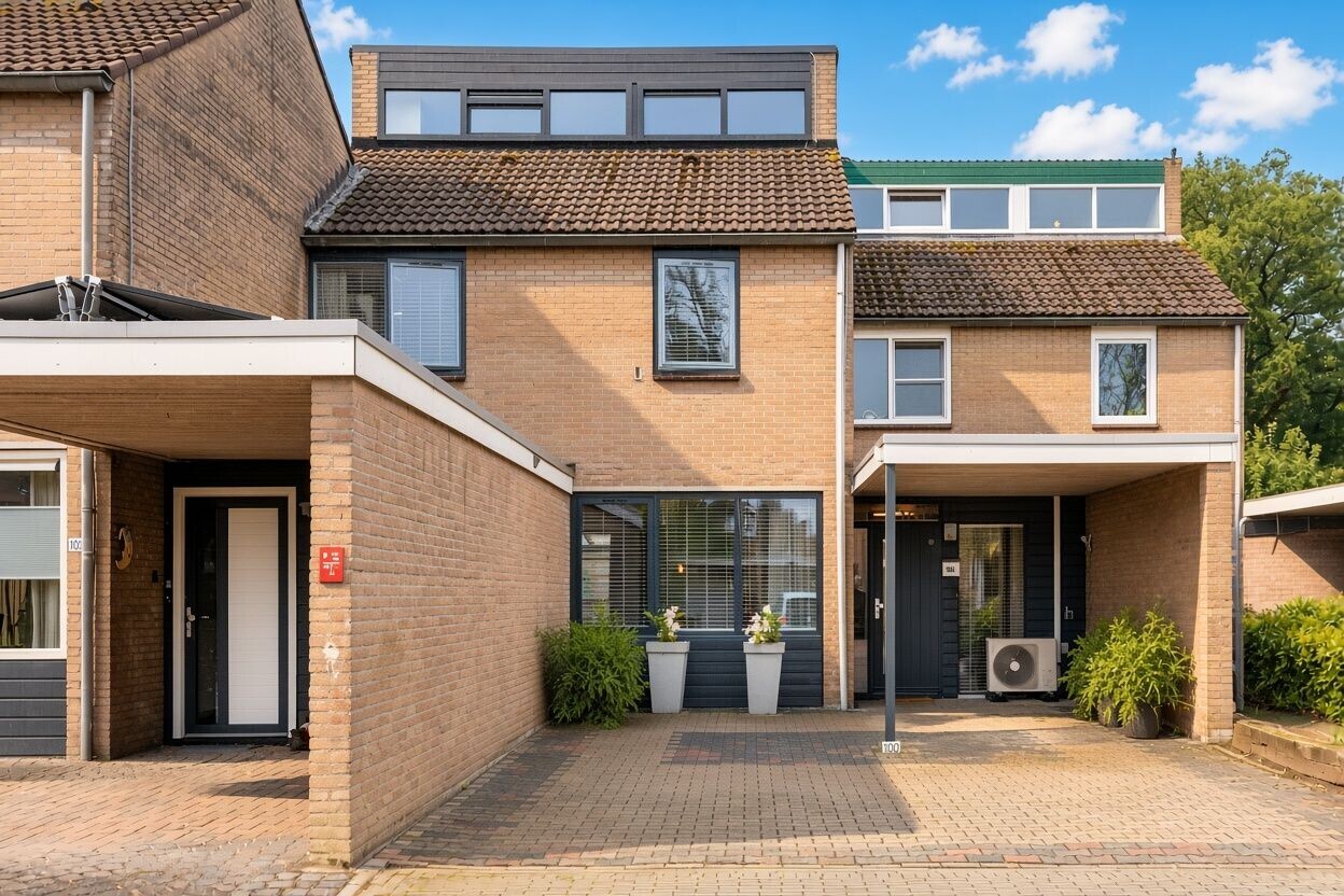 Tussenwoning te koop: Oringerbrink 100, Emmen