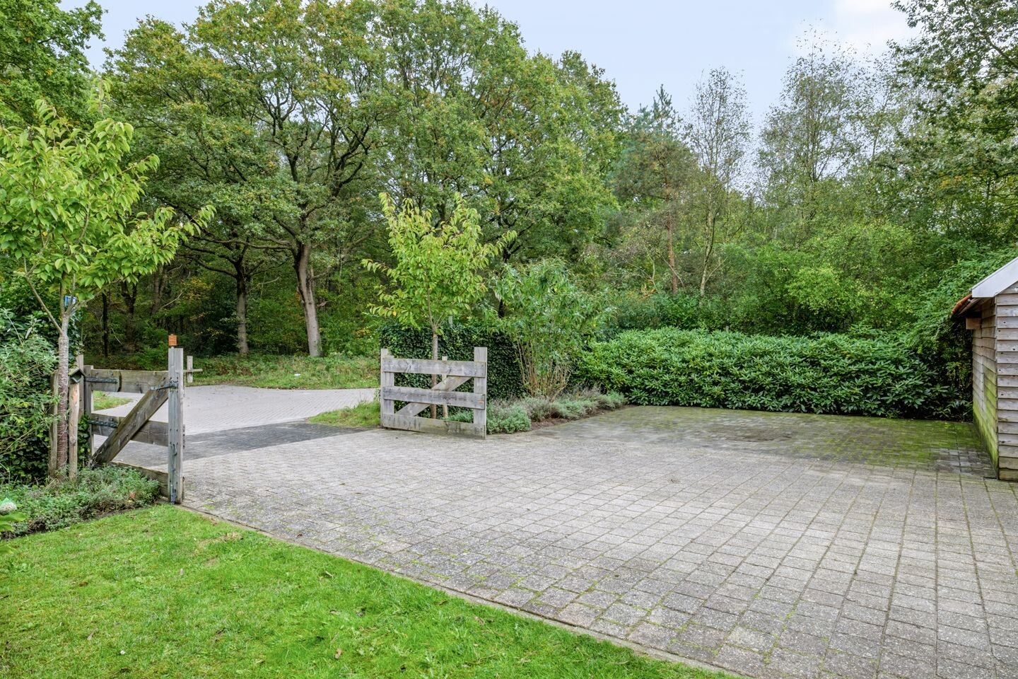 Twee-onder-één-kap te koop: Valtherbospad 29, Emmen