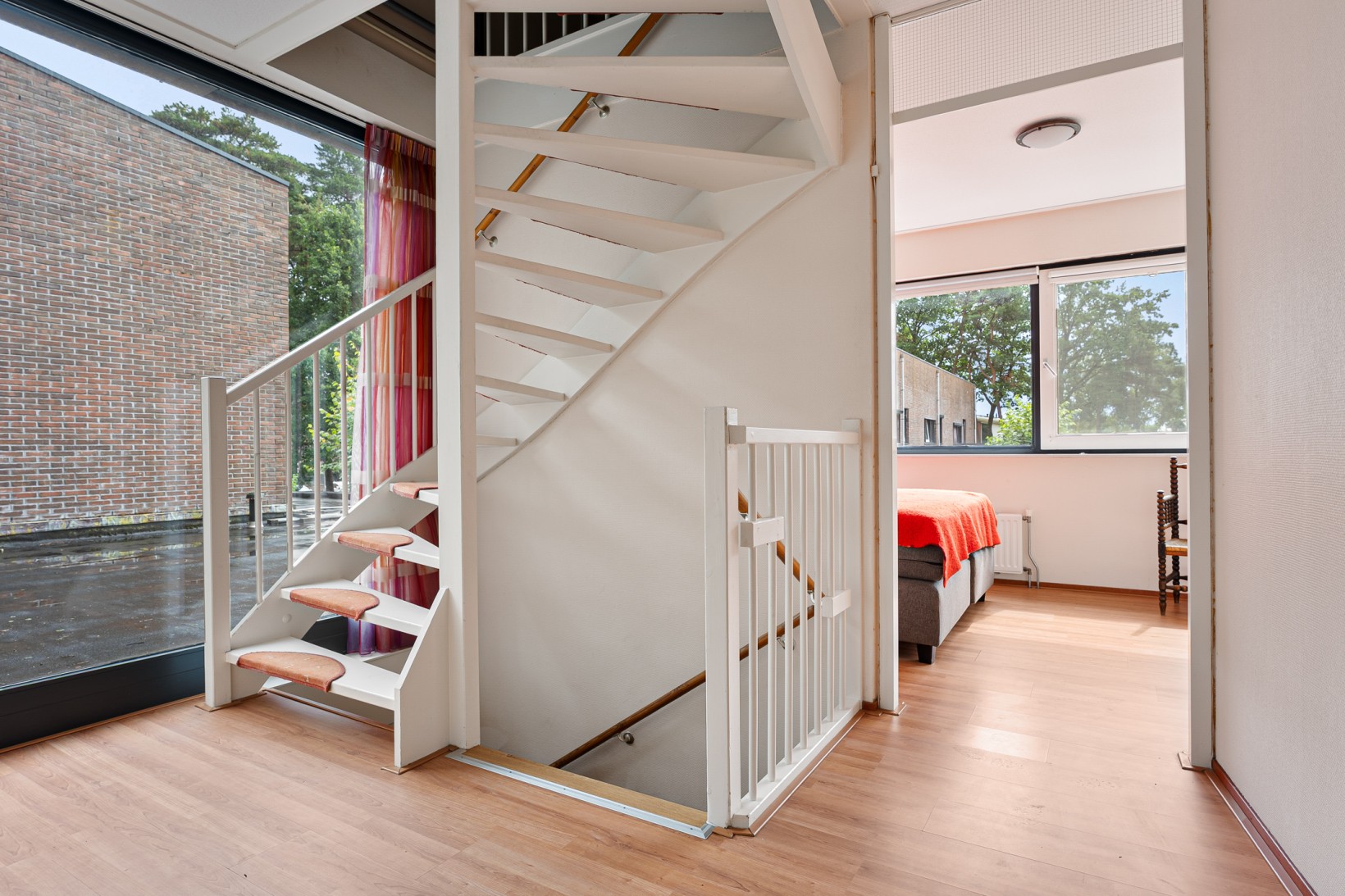 Tussenwoning te koop: Valtherlaan 222, Emmen
