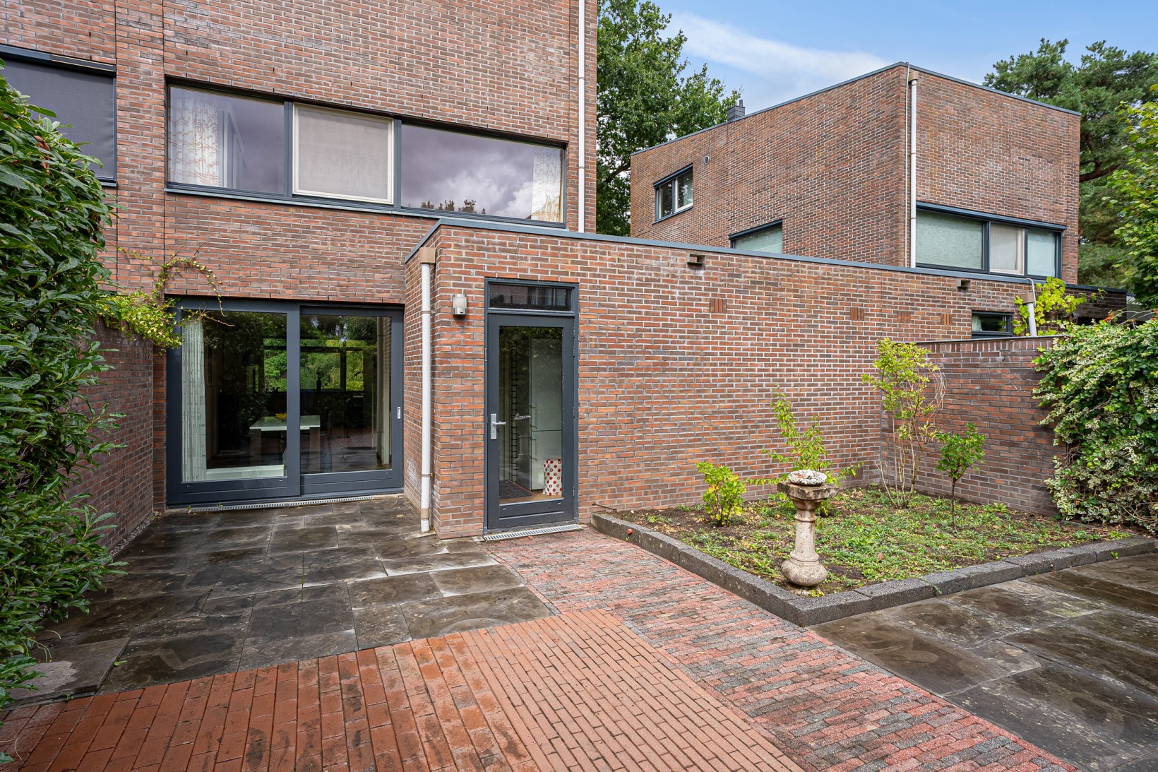 Tussenwoning te koop: Valtherlaan 222, Emmen