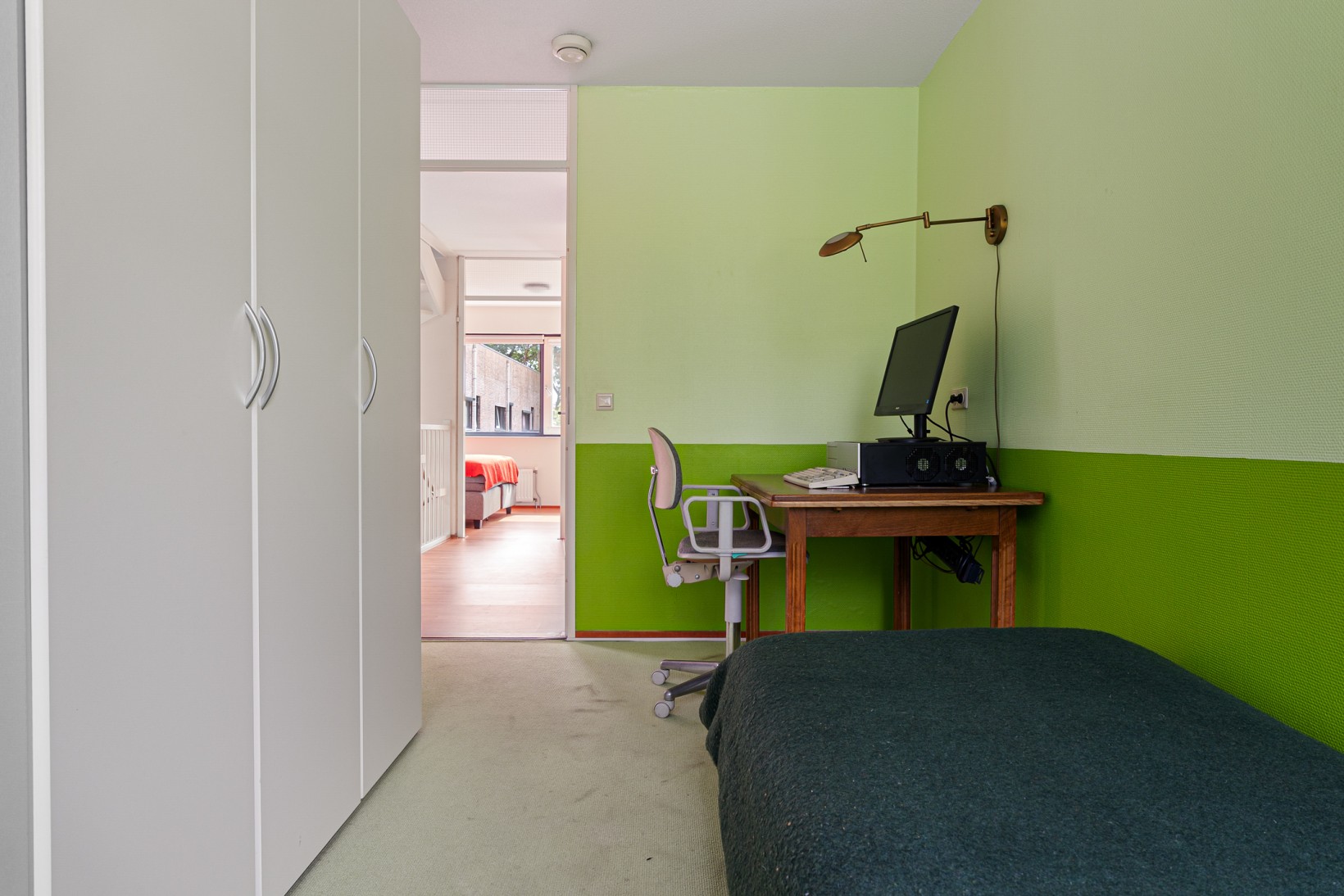 Tussenwoning te koop: Valtherlaan 222, Emmen