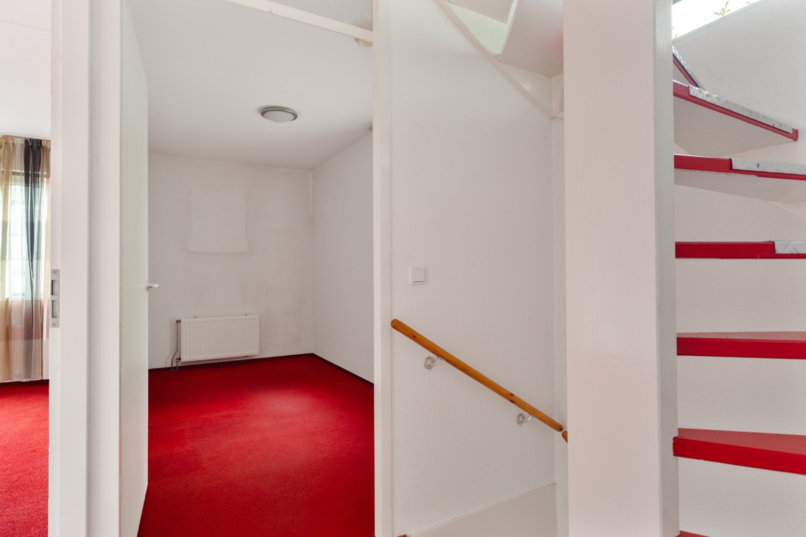 Hoekwoning te koop: Warmeerweg 300, Emmen