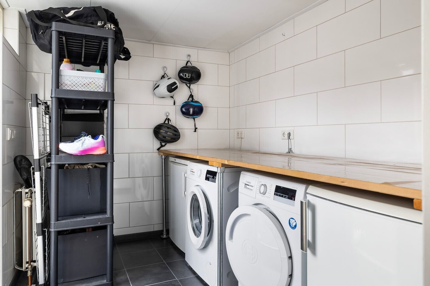 Tussenwoning te koop: Weden 36, Emmen