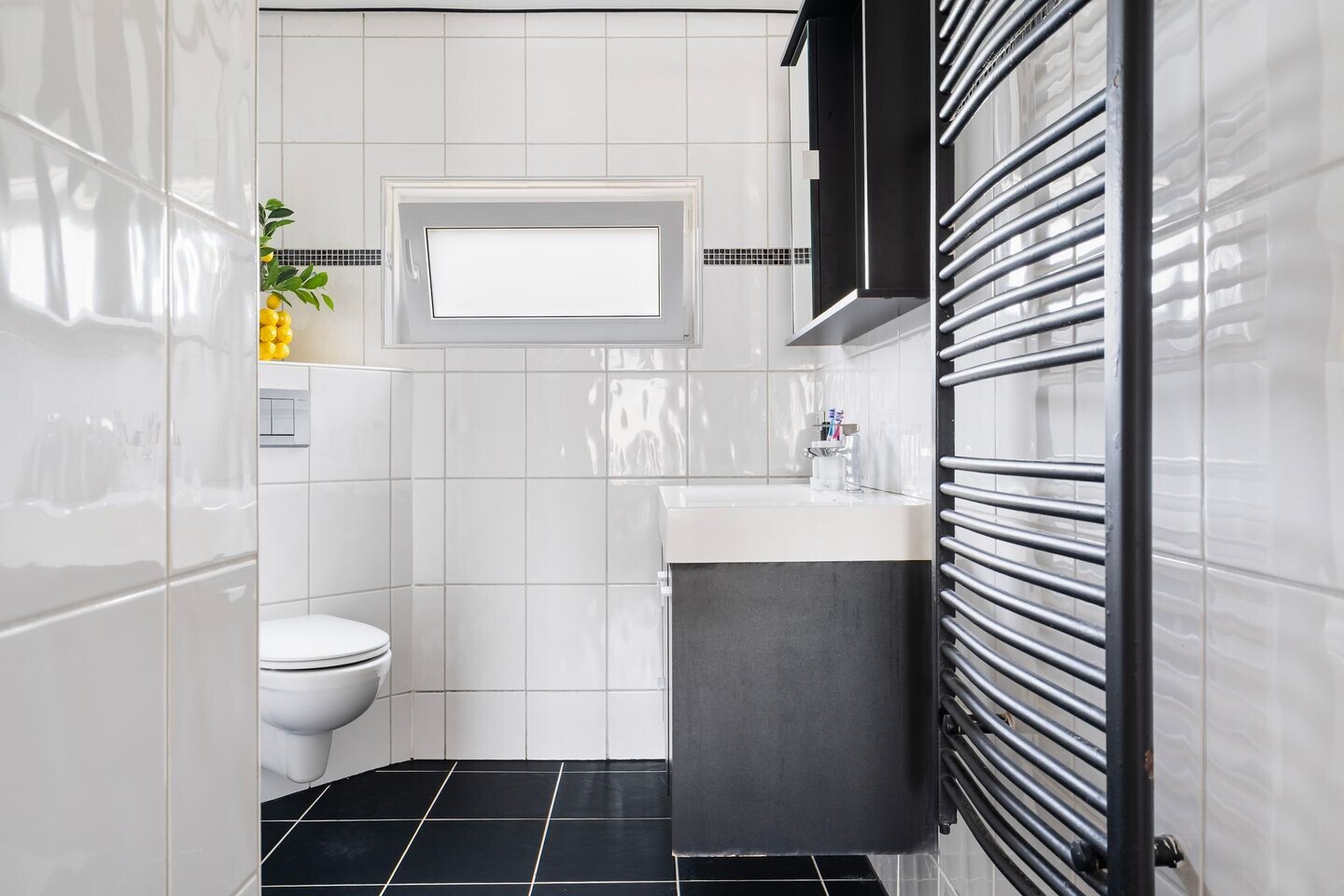 Tussenwoning te koop: Weden 36, Emmen
