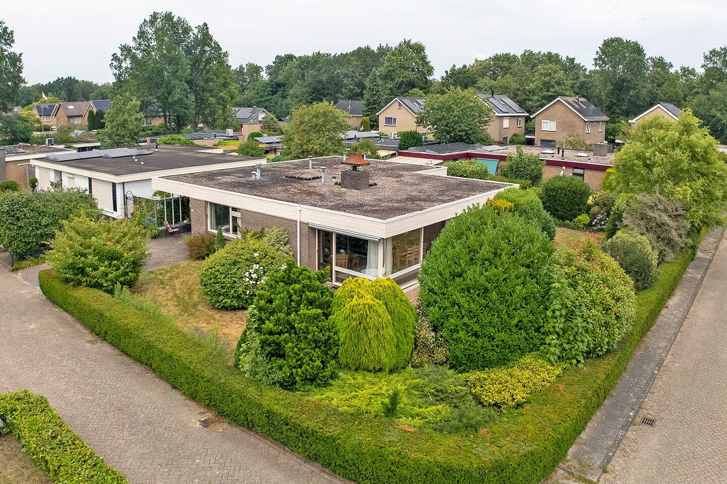 Vrijstaande woning te koop: Laan van het Kwekebos 242, Emmen