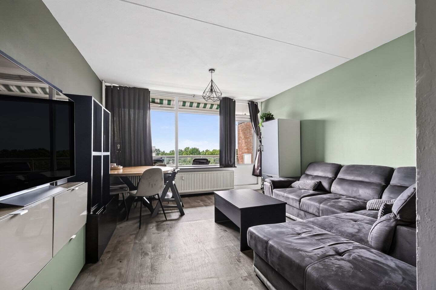 Appartement te koop: Houtweg 196, Emmen