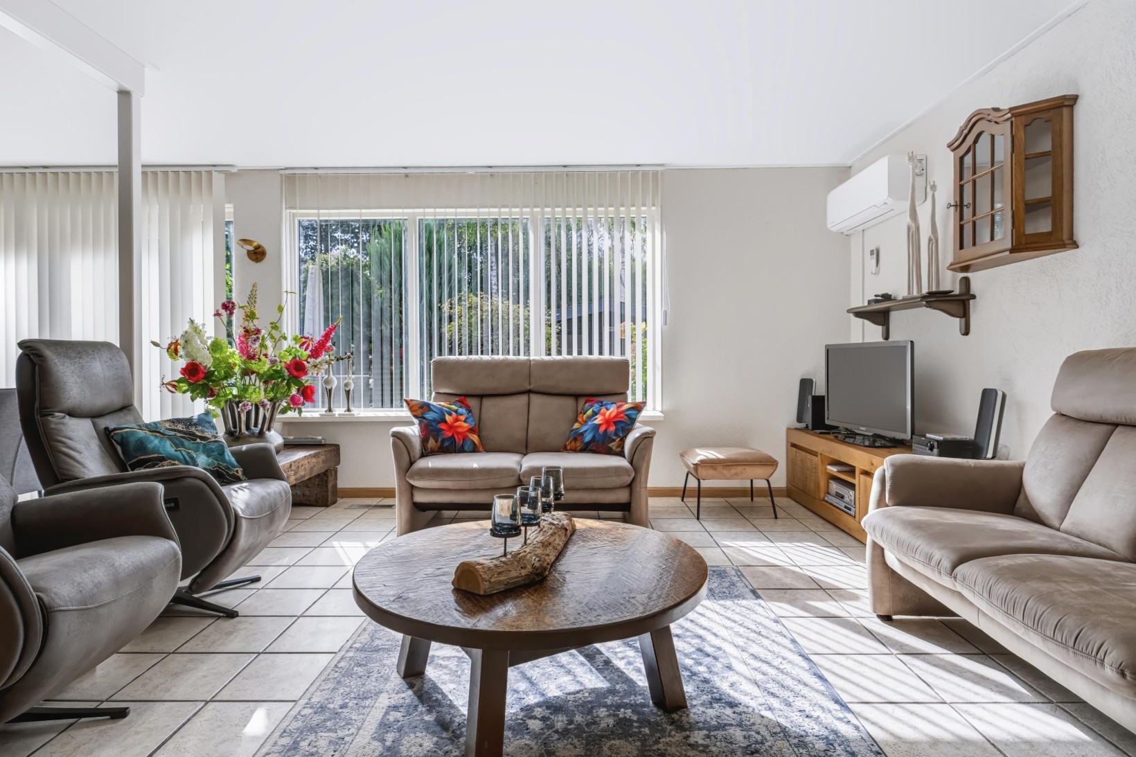 Tussenwoning te koop: Mussenveld 50, Emmen