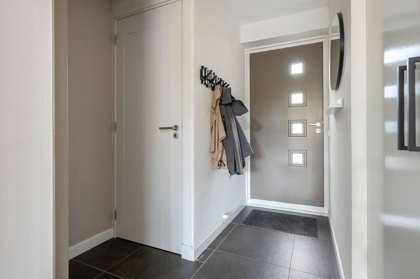 Tussenwoning te koop: Rietmees 85, Emmen